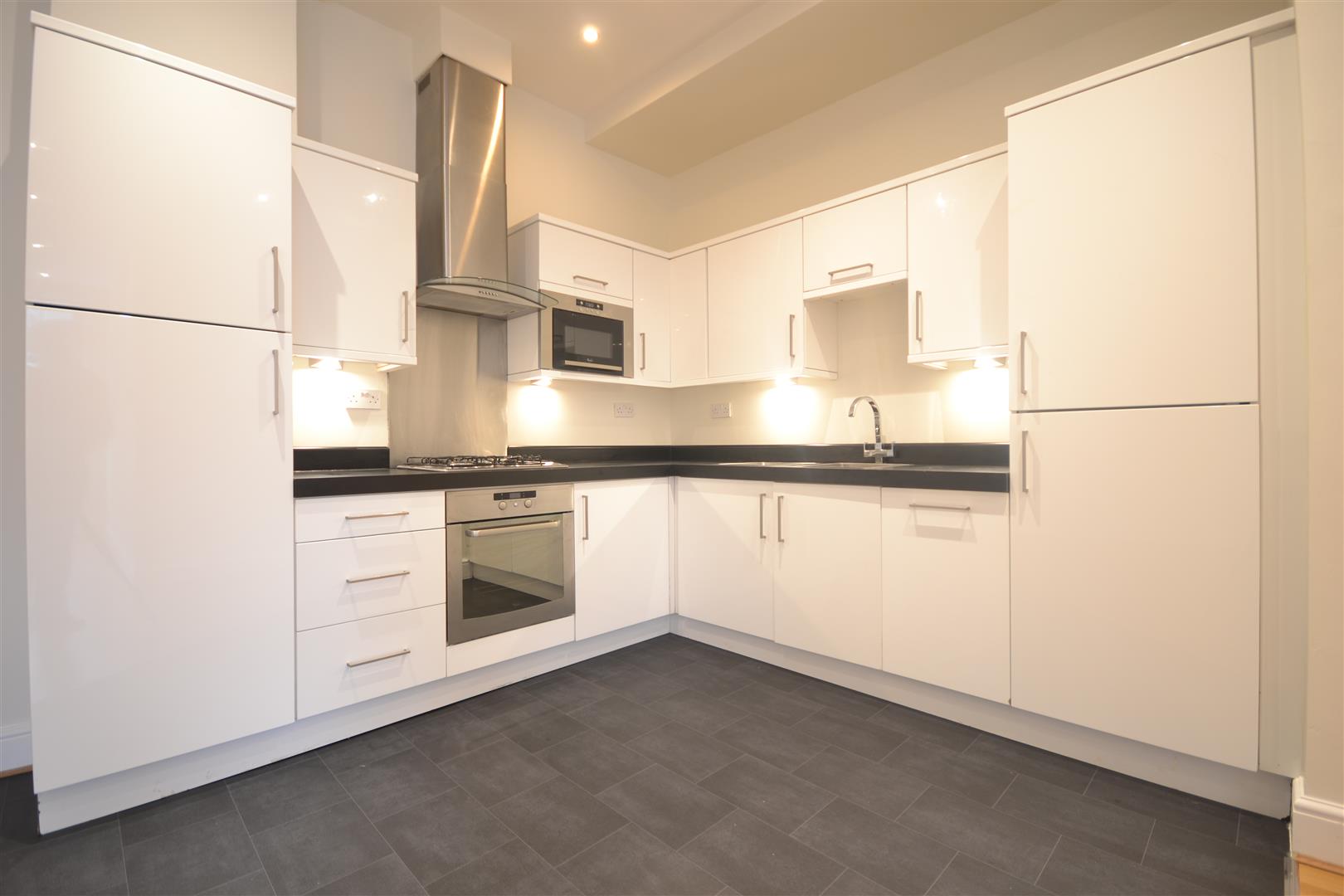 KITCHEN/RECEPTION ROOM